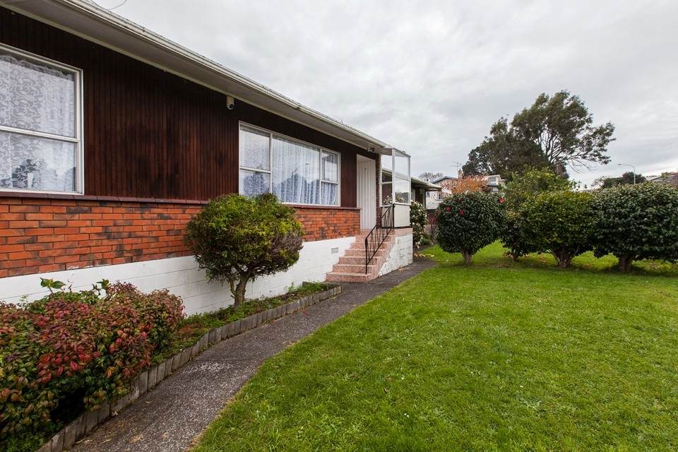 1/71 Pah Road, Epsom, Auckland - Carousel 2