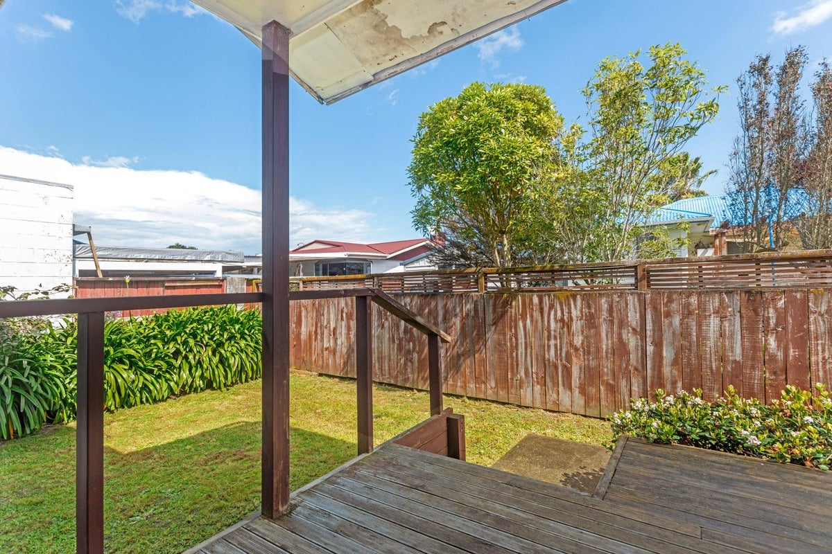 9A Leon Street, Riverdale, Gisborne - Carousel 17