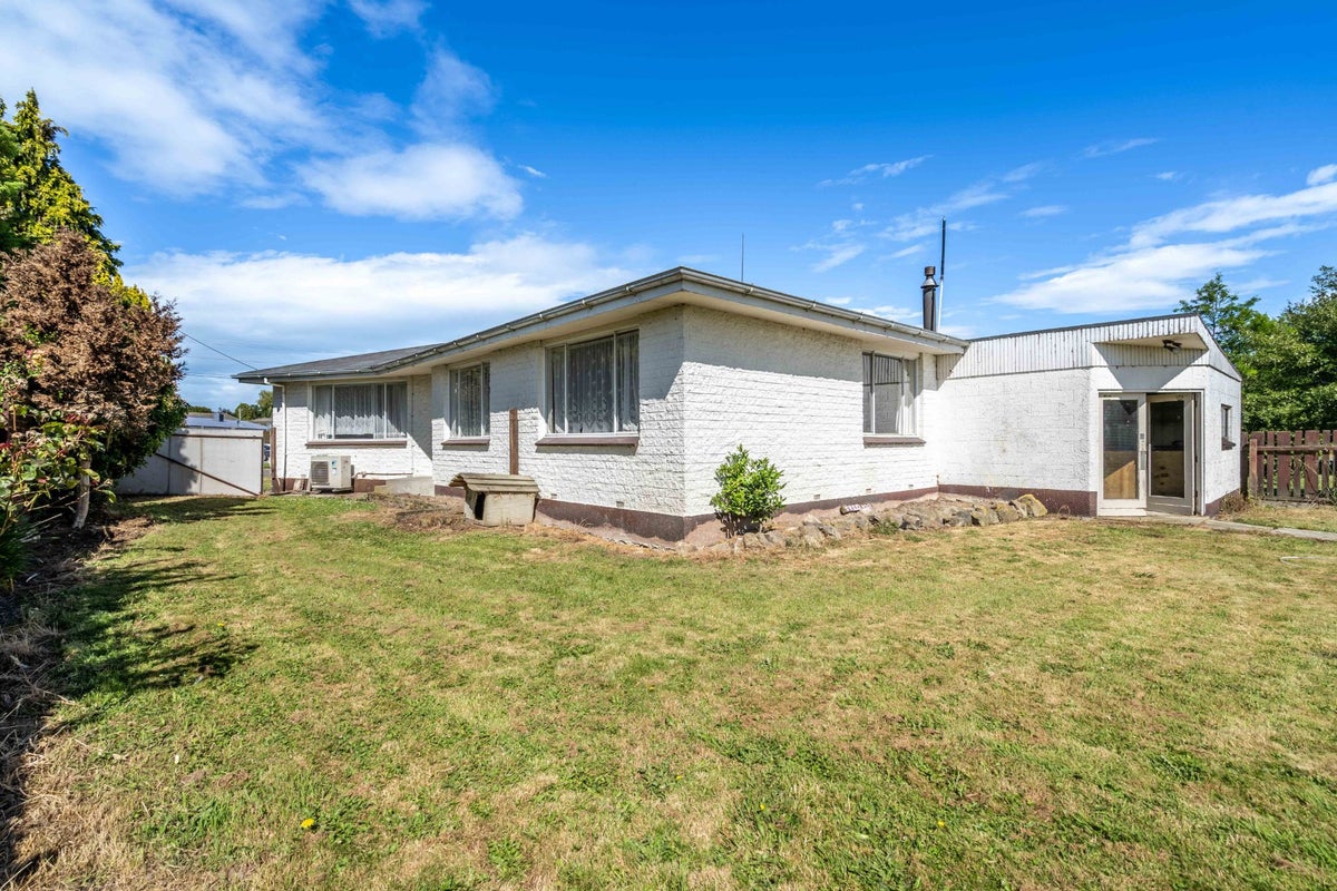 11 Hamilton Street, East Gore, Gore - Carousel 1
