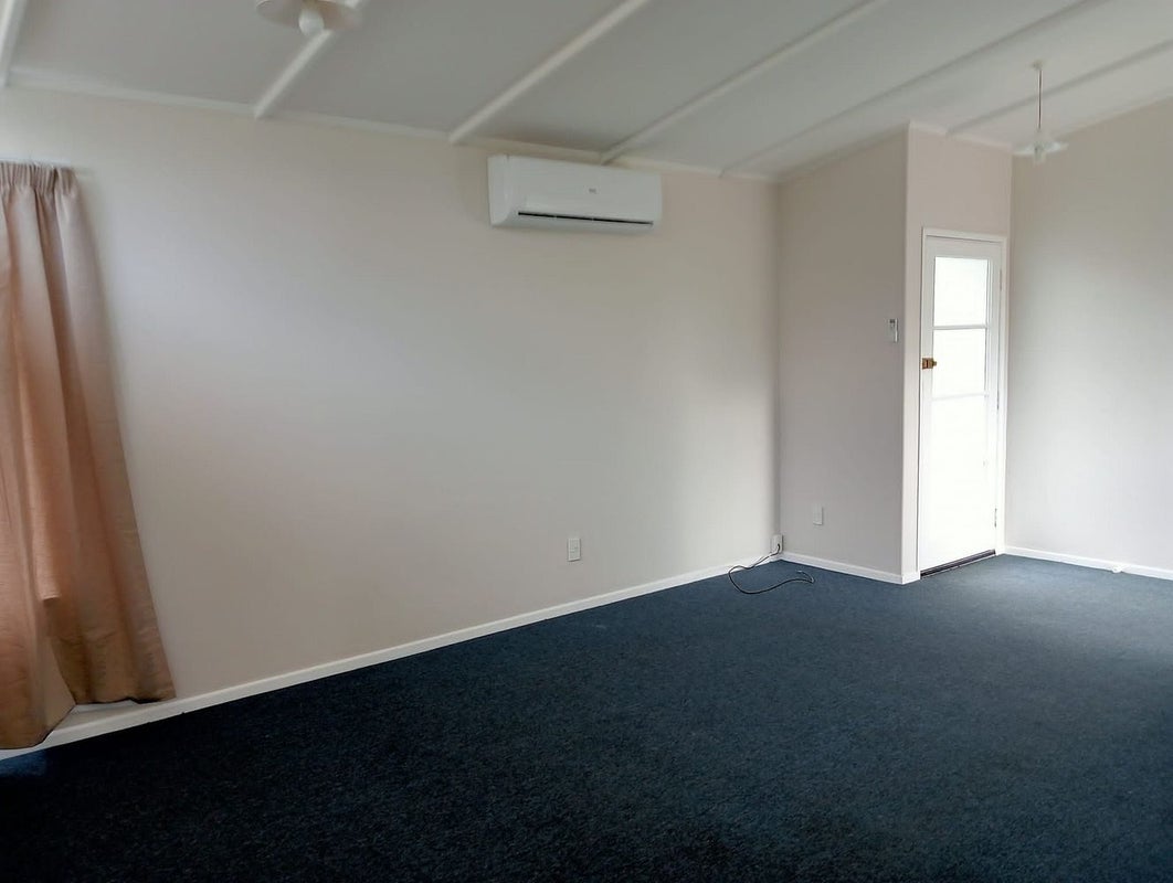 86 Preston Road, Clover Park, Auckland - Carousel 2