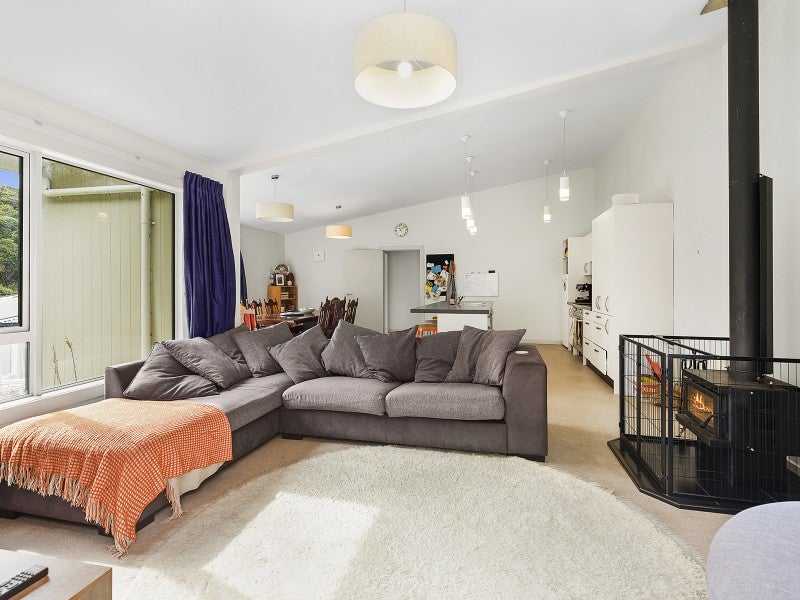 28 Rarangi Way, Owhiro Bay, Wellington - Carousel 2