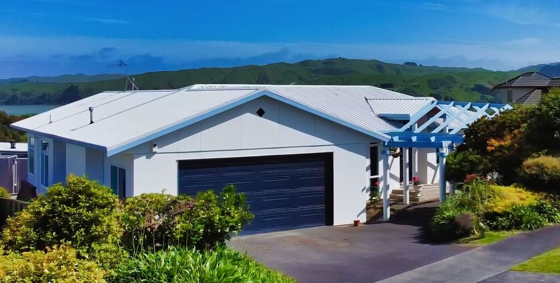 39 Lanyon Place, Whitby, Porirua - Carousel 2