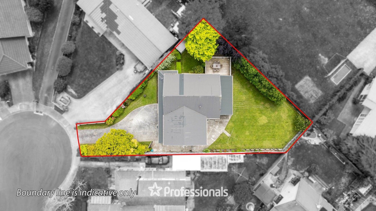 9 Clinker Grove, Silverstream, Upper Hutt - Carousel 27