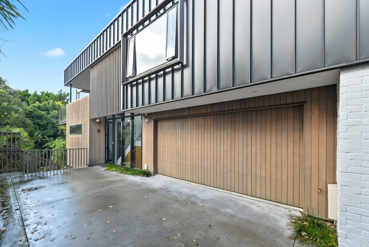 576C Grey Street, Hamilton East, Hamilton - Carousel 2