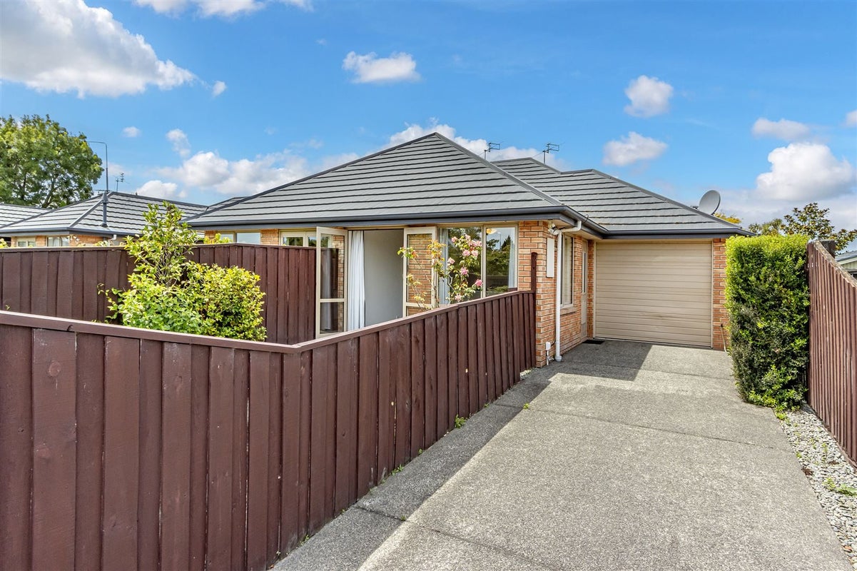 4/1 Blairdon Place, Bishopdale, Christchurch - Carousel 1