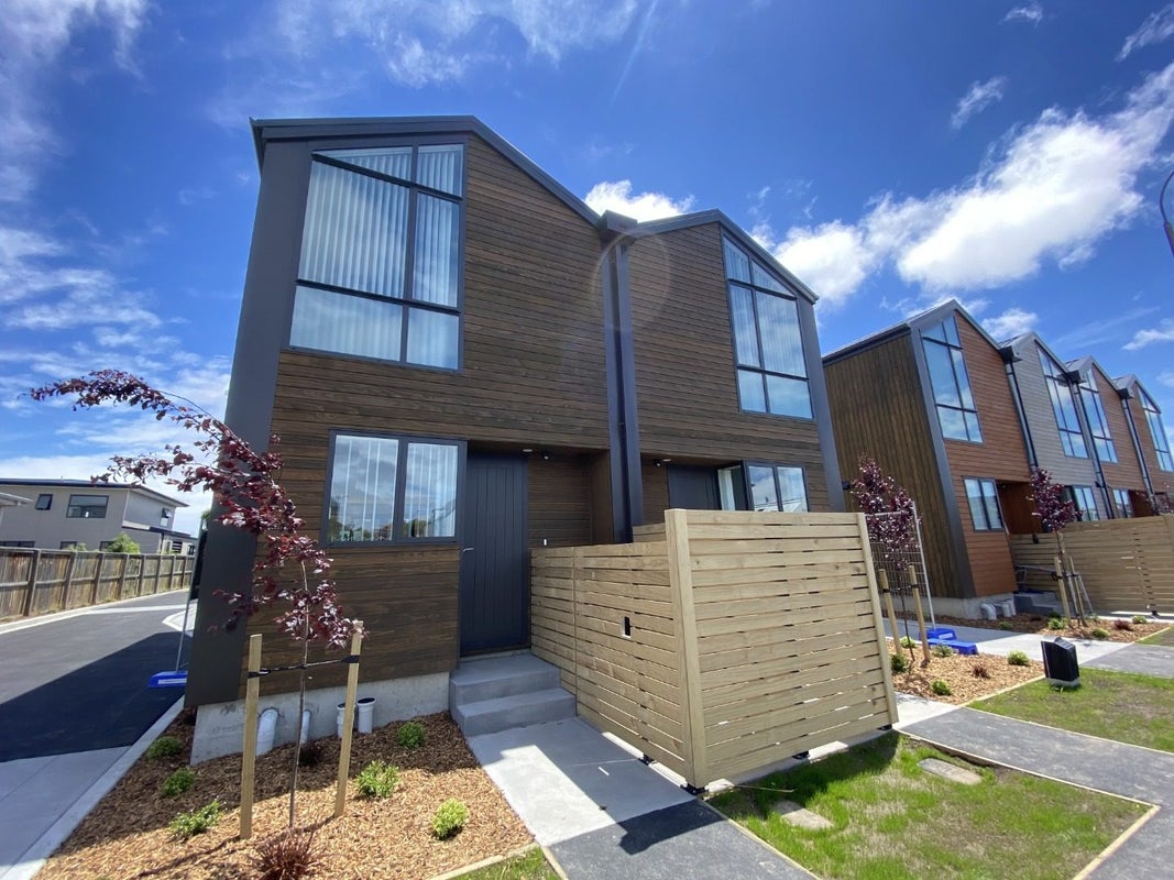 1/129 Sherborne Street, St Albans, Christchurch - Carousel 1