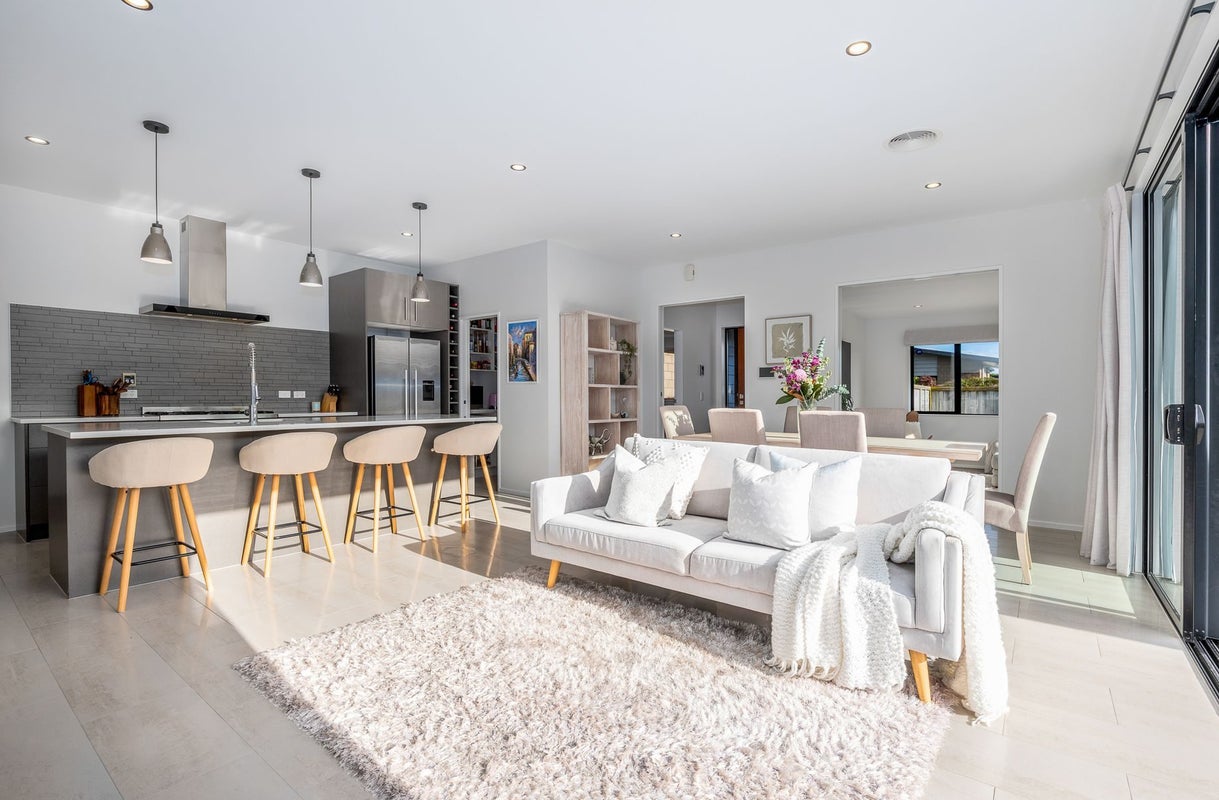 10 Taranui Way, Paraparaumu Beach, Paraparaumu - Carousel 2