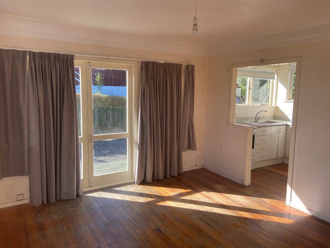 4/10 Croydon Road, Mount Eden, Auckland - Carousel 2