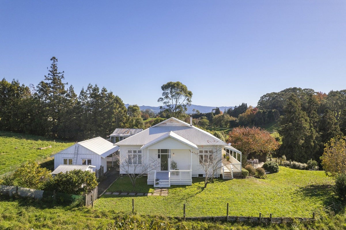 52 Stewart Road, Whakamarama, Katikati - Carousel 1