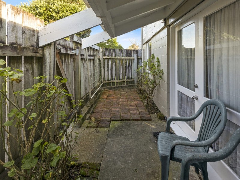 13/118 Randwick Road, MOERA, LOWER HUTT - Carousel 2