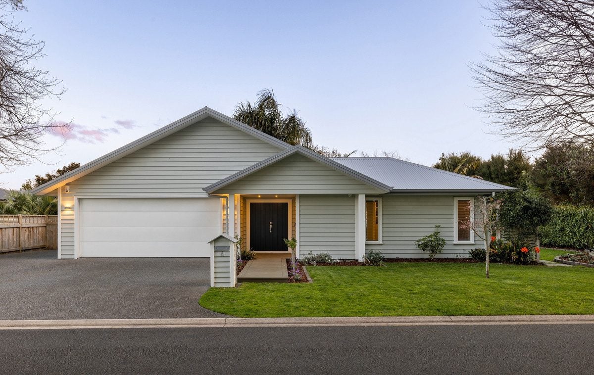6 Tall Oaks Way, Bethlehem, Tauranga - Carousel 2