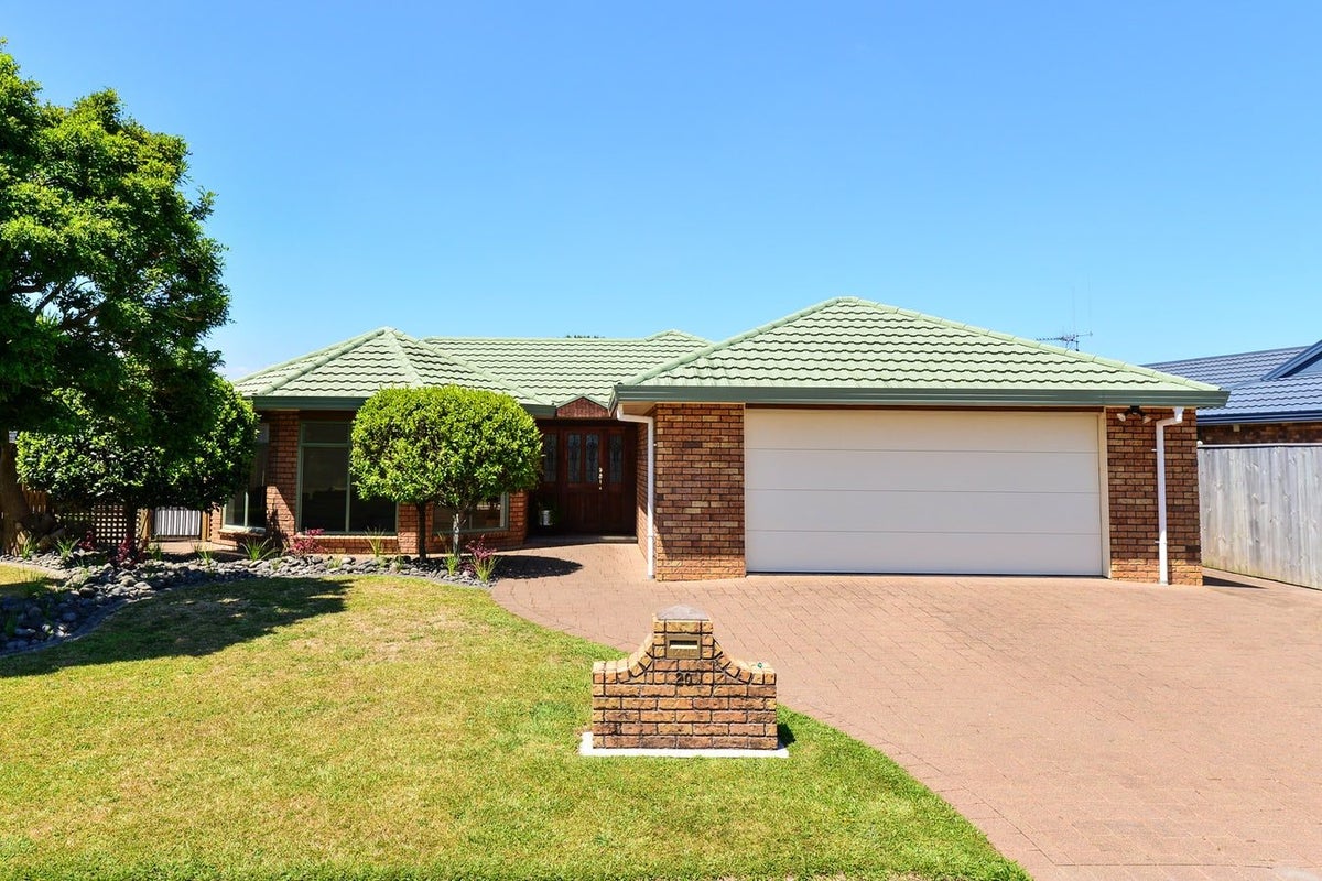 20 Spinnaker Drive, Flagstaff, Hamilton - Carousel 1