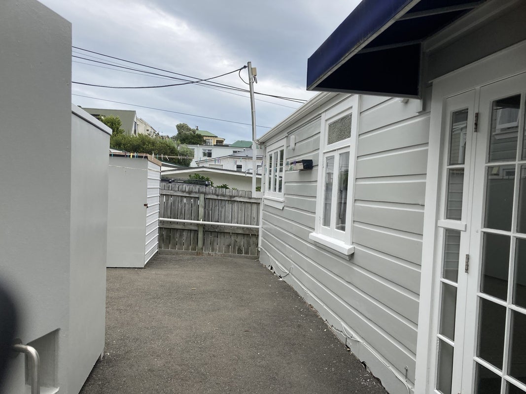 41 Austin Street, Mount Victoria, Wellington - Carousel 2