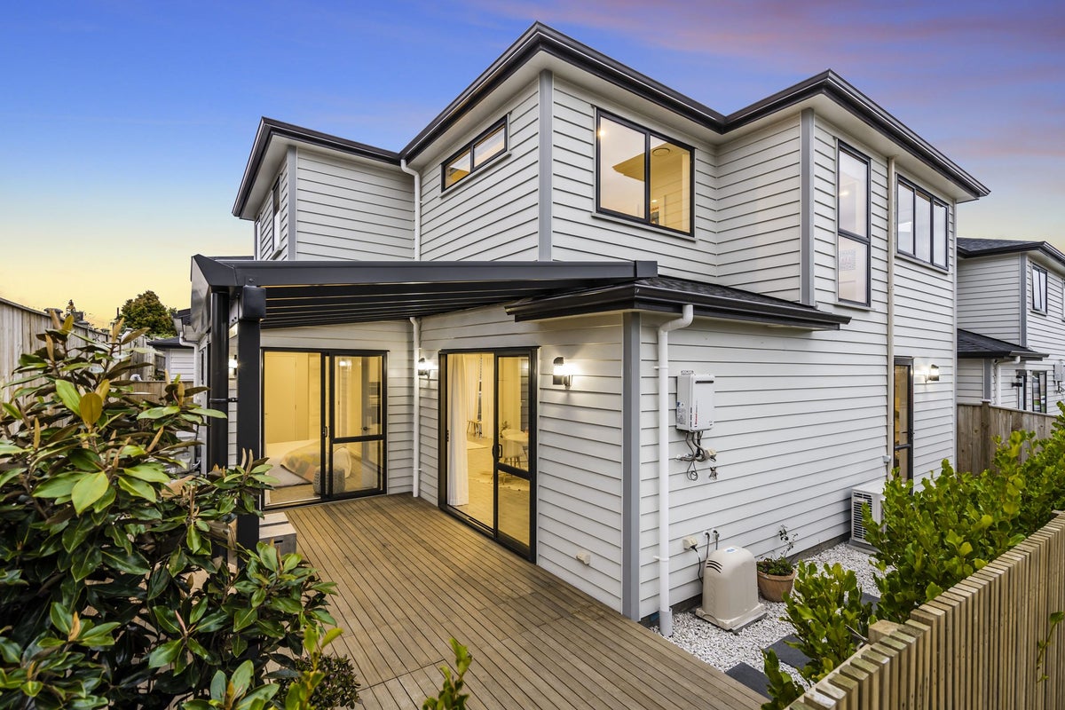 2B Thomas Rielly Avenue, Hobsonville, Auckland - Carousel 2