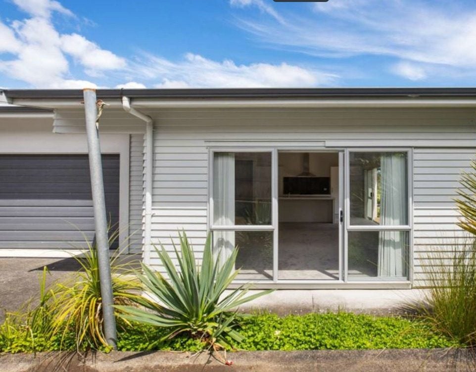 23 Carento Way, Stanmore Bay, Whangaparaoa - Carousel 2