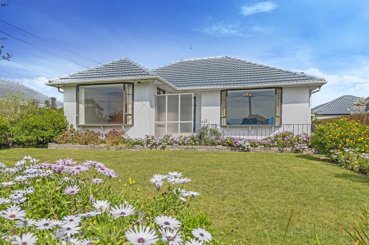 7 Nottingham Avenue, Halswell, Christchurch - Carousel 2
