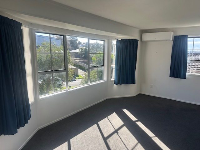 89 Langana Avenue, Browns Bay, Auckland - Carousel 2