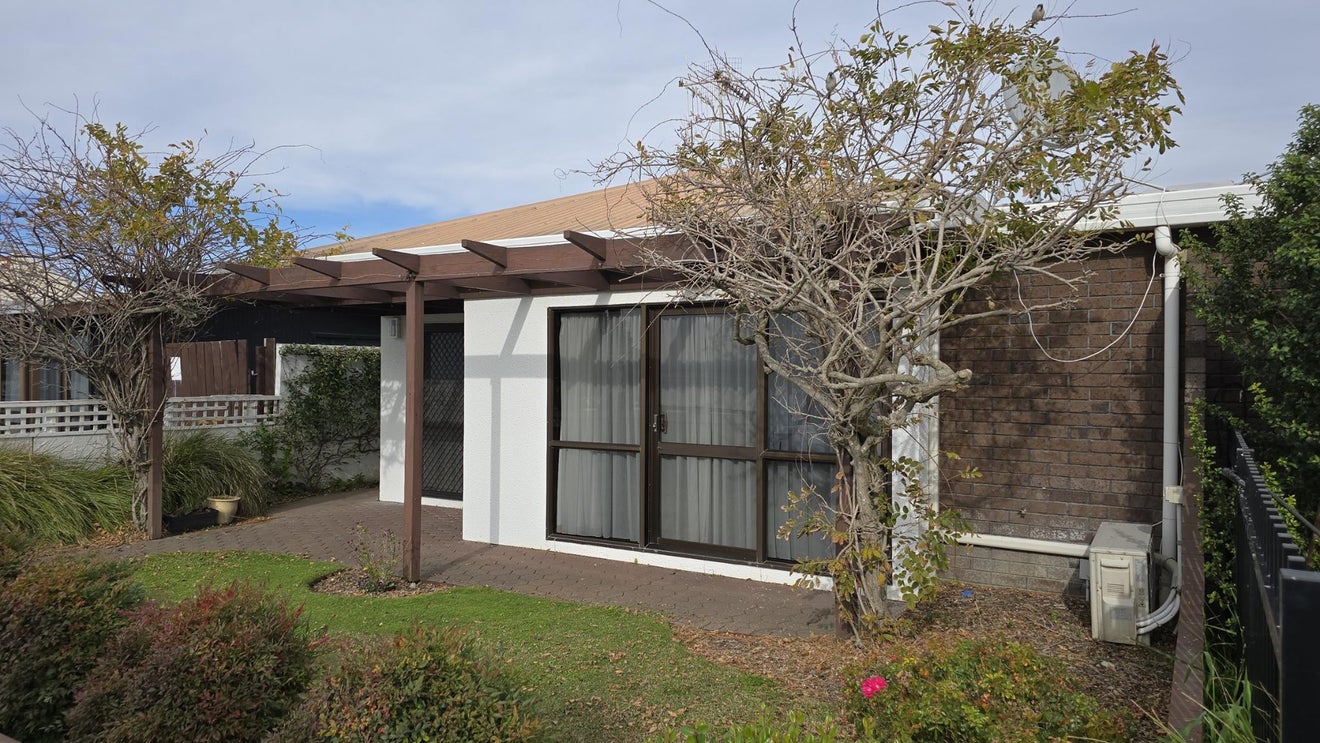 32A Charles Street, Westshore, Napier - Carousel 2