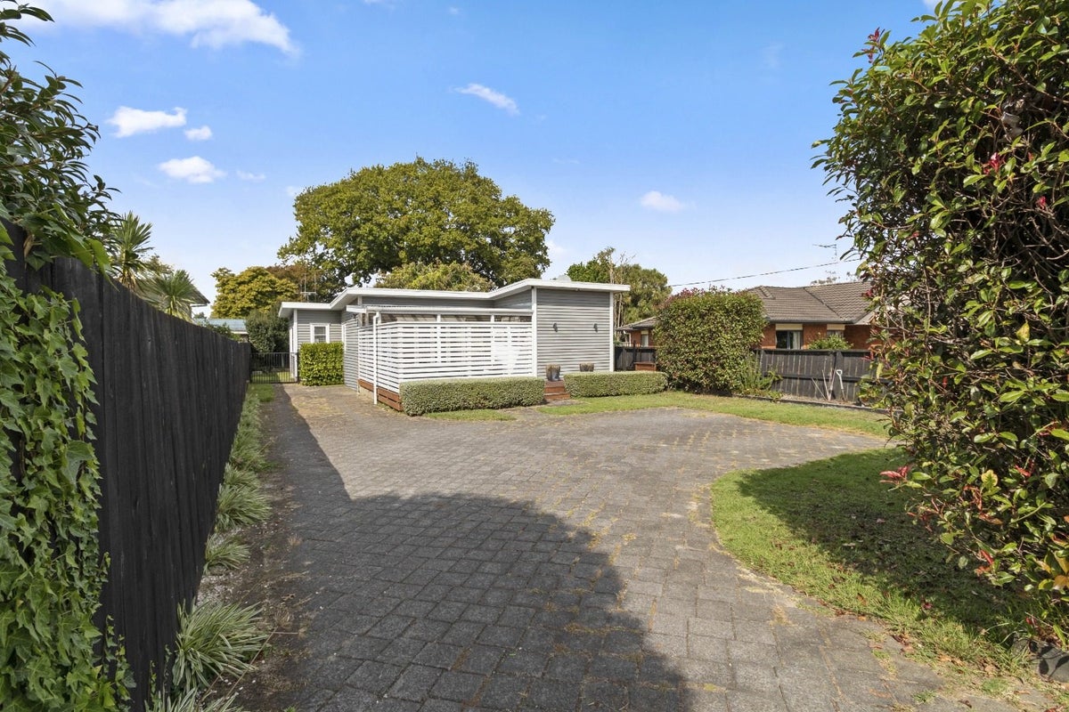 224 Shakespeare Street, Leamington, Cambridge - Carousel 21