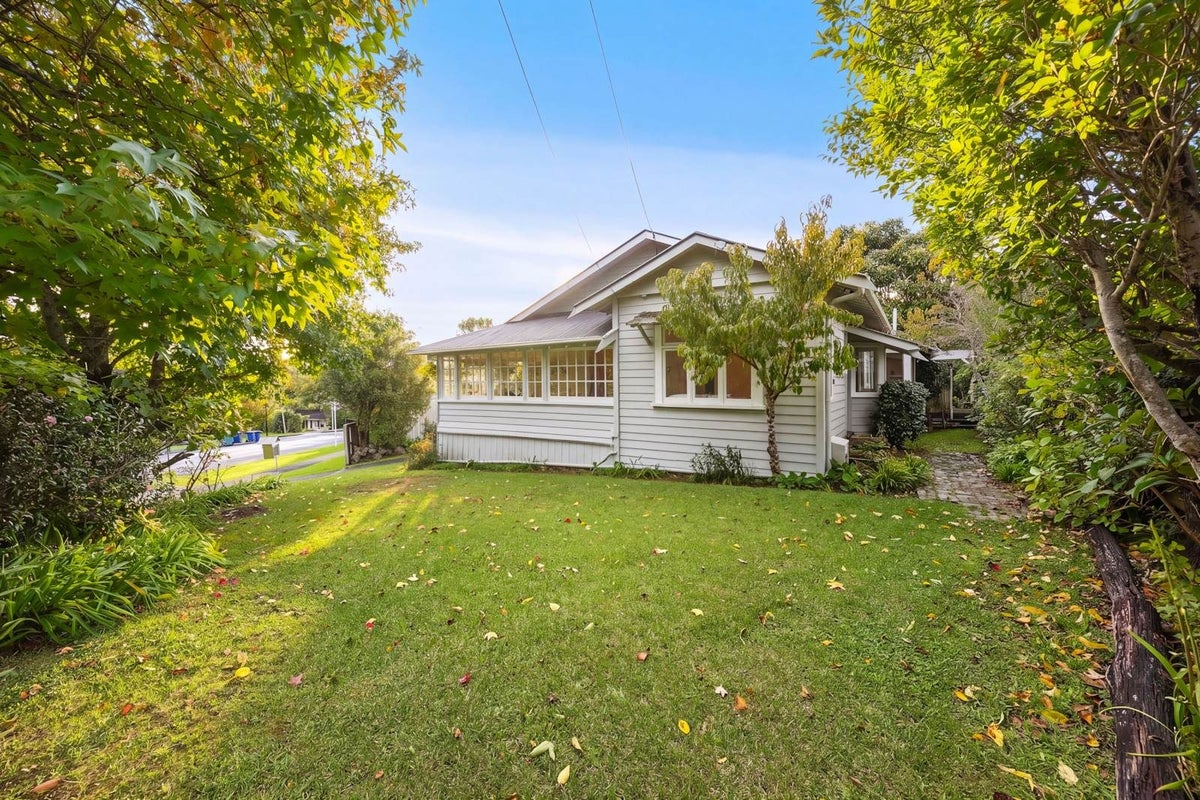 21 Park Avenue, Northcote, Auckland - Carousel 2