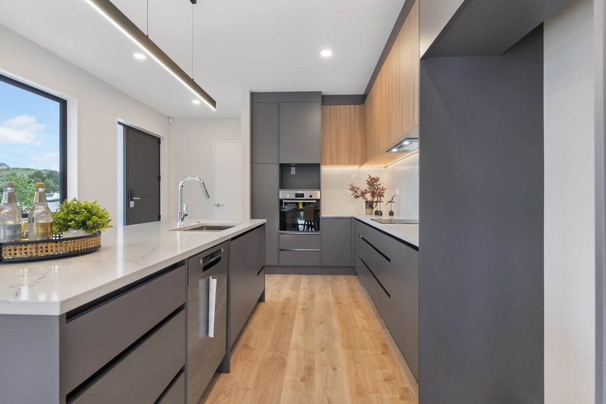 19 Paparahi Place, Silverdale - Carousel 2
