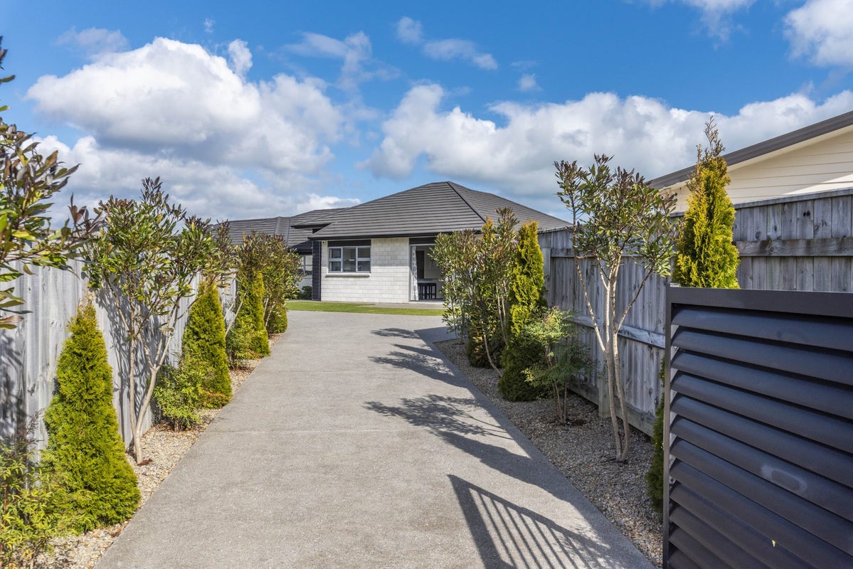 16 Petrel Close, Paraparaumu Beach, Paraparaumu - Carousel 2