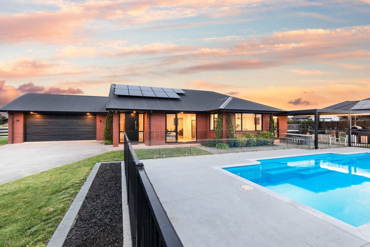 15 Moemoea Place, Cambridge, Waipa, Waikato - Carousel 1