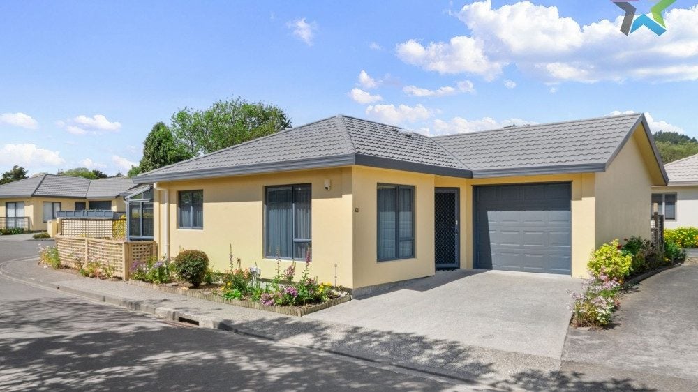 17/58A MOLESWORTH ST, TAITA, LOWER HUTT - Carousel 1