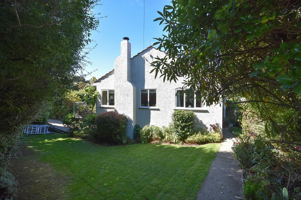 63 Oakwood Avenue, Maryhill, Dunedin - Carousel 2