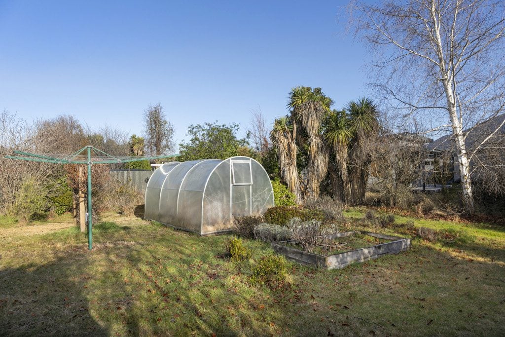 22 Sam John Place, Wanaka - Carousel 26