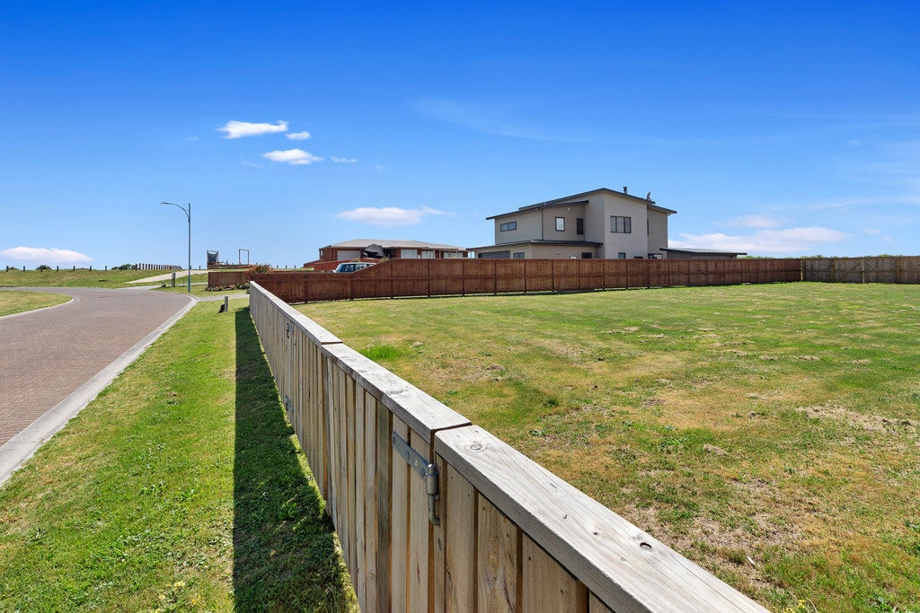 21 Rimu Rimu Key, Waiotahe, Opotiki - Carousel 2