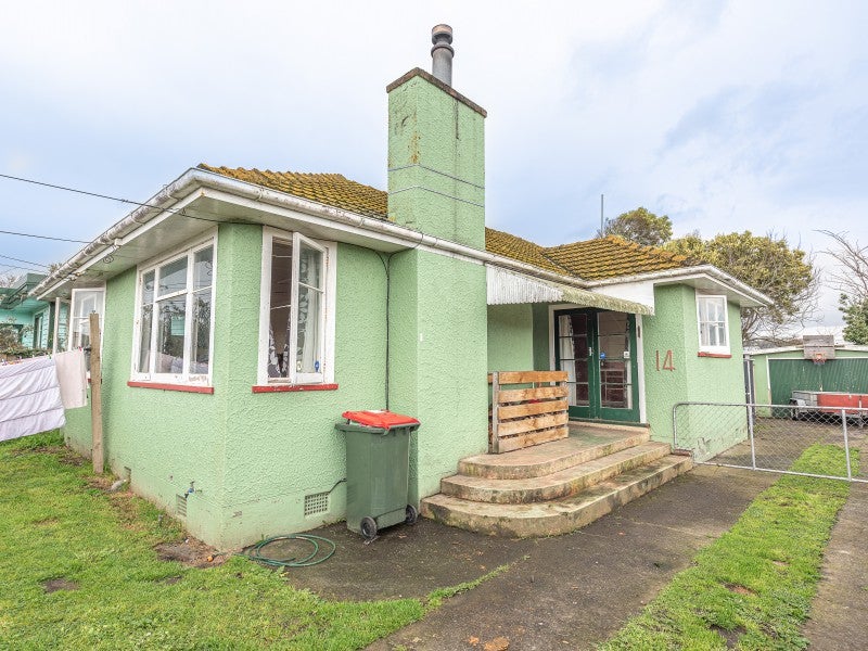 14 Boyd Avenue, Aramoho, Whanganui - Carousel 1