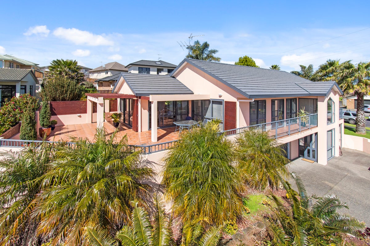 9 Lamia Place, The Gardens, Auckland - Carousel 2