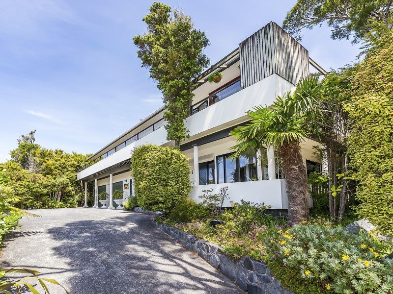 1 Furneaux Grove, Whitby, Porirua - Carousel 2