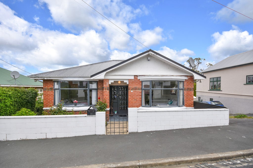 13 Bernard Street, Kenmure, Dunedin - Carousel 1