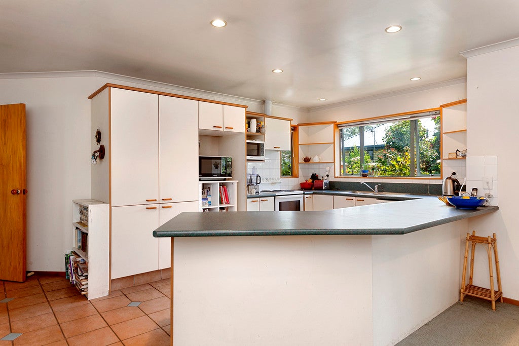 11B Barnes Road, Redwood, Christchurch - Carousel 2