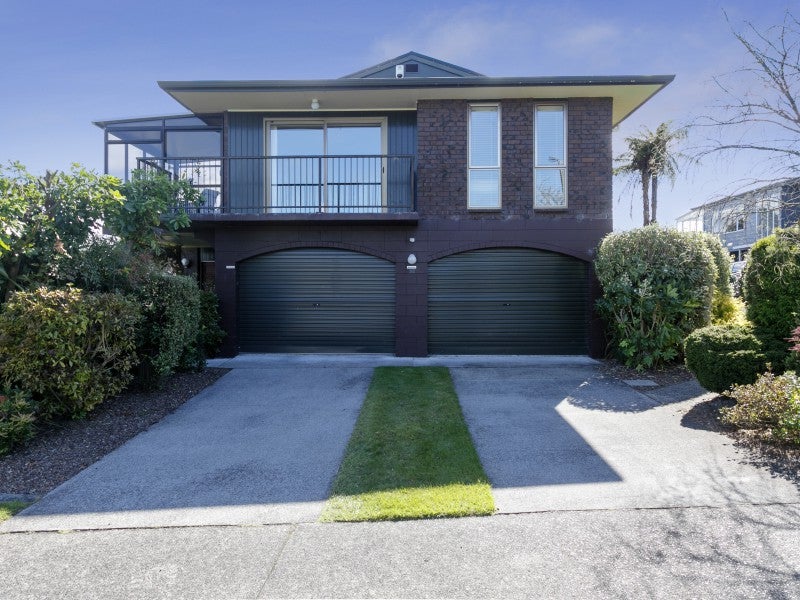32 Harvey Street, Waipahihi, Taupo - Carousel 2
