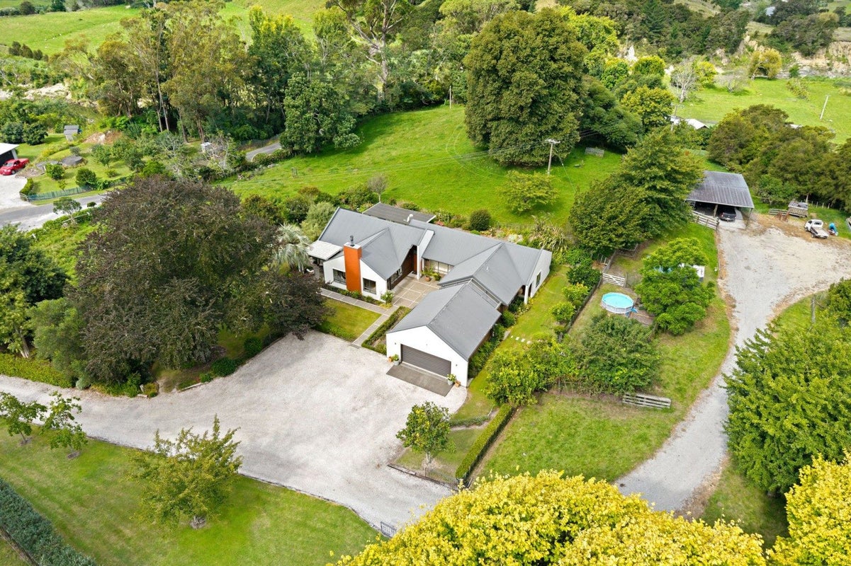596 Riverside Road, Mātokitoki, Gisborne - Carousel 25