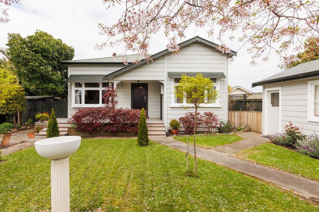 44 Church Street, Awapuni, Palmerston North - Carousel 2