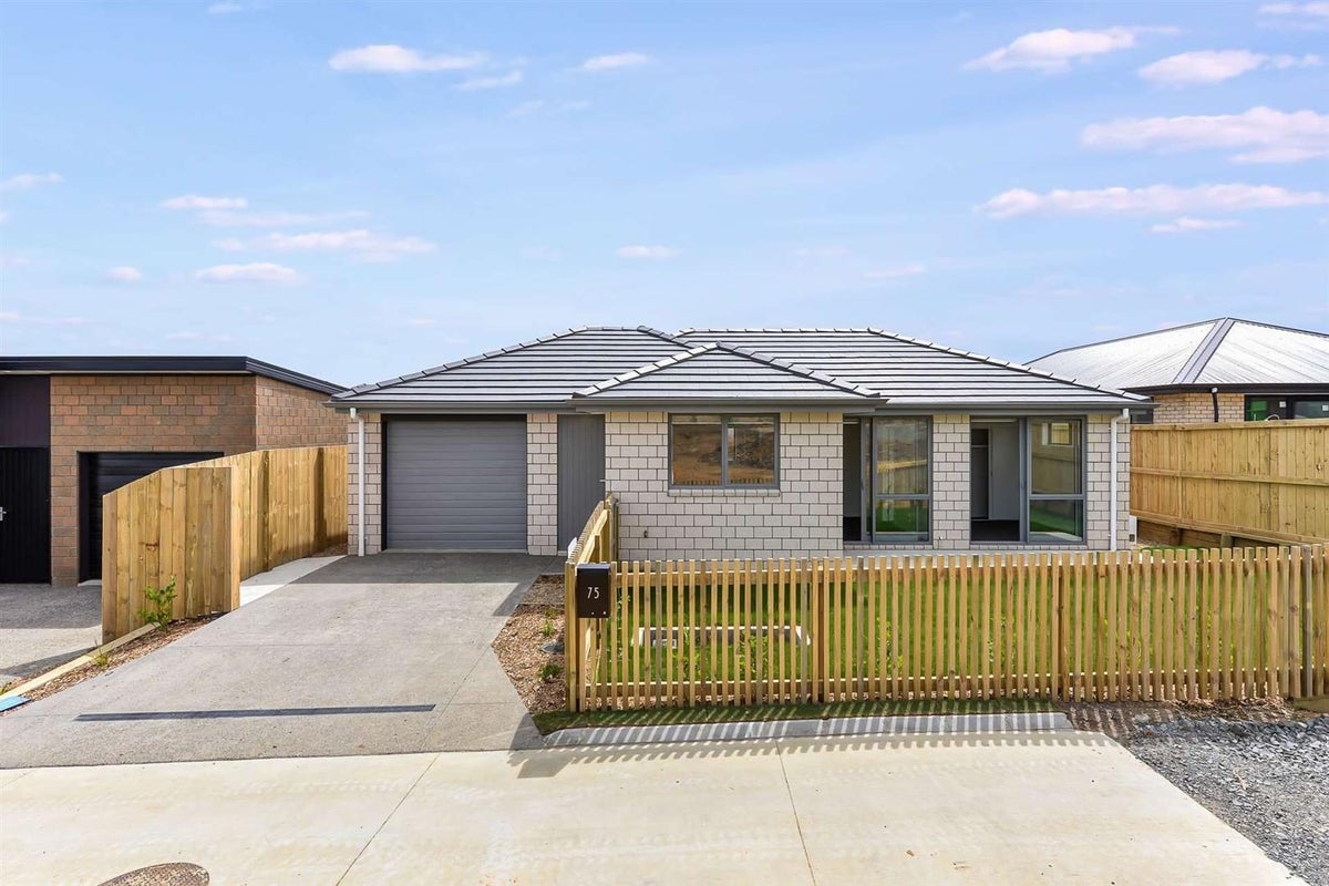 75 Waruhia Crescent, Rototuna, Hamilton, Waikato - Carousel 13