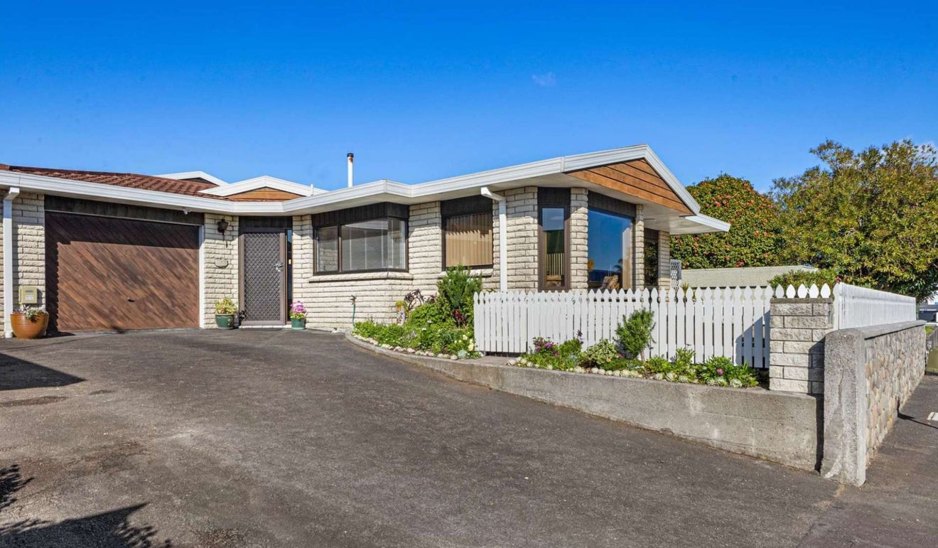 1/478 Devon Street East, Strandon, New Plymouth - Carousel 20