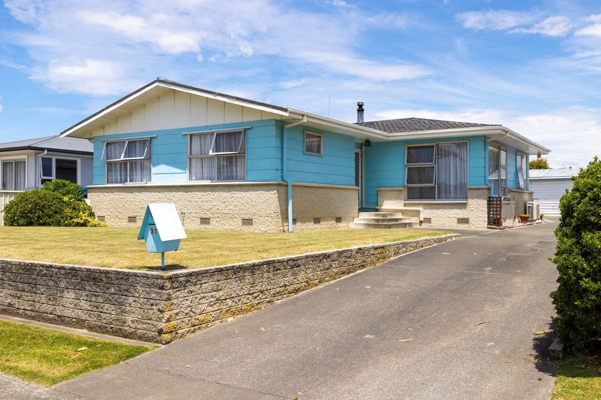 31 Westminster Avenue, Tamatea, Napier - Carousel 1