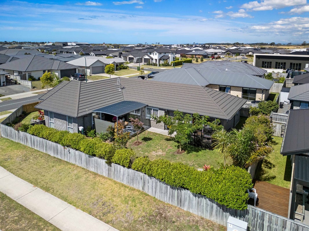 36 Piata Street, Papamoa Beach, Papamoa - Carousel 2