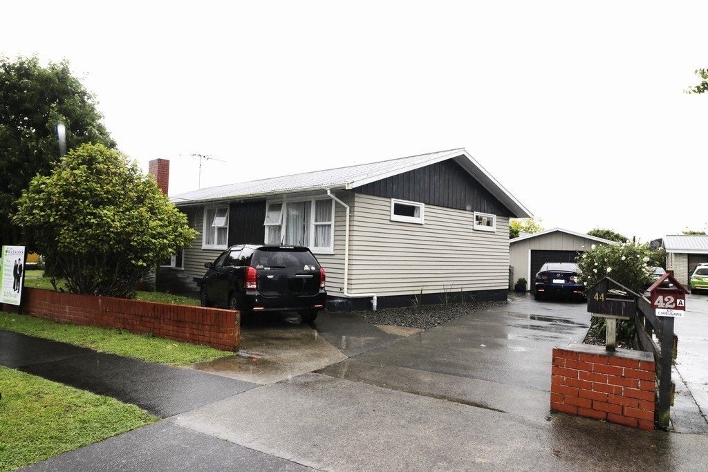 44 Toi Street, Tawhero, Whanganui - Carousel 1