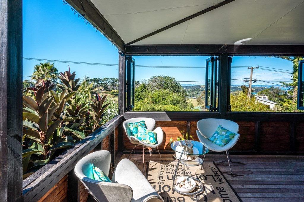 44A Junction Road, Palm Beach, Waiheke Island - Carousel 1
