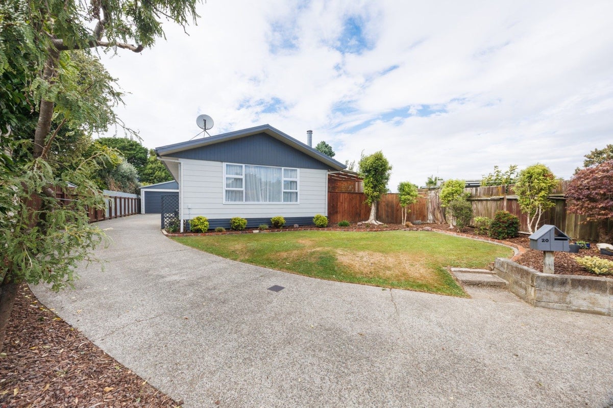 20 Wills Crescent, Ashhurst, Ashhurst - Carousel 1
