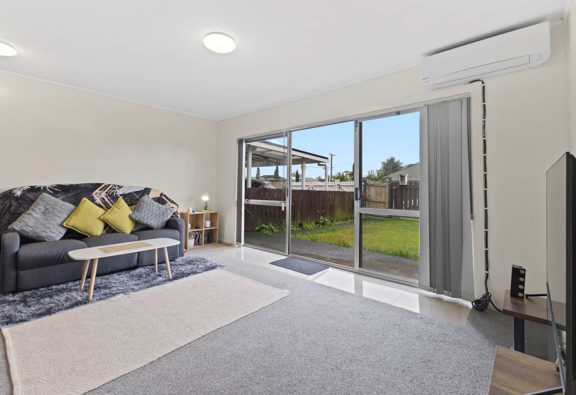 2/1 Plunket Avenue, Manukau Central, Auckland - Carousel 2