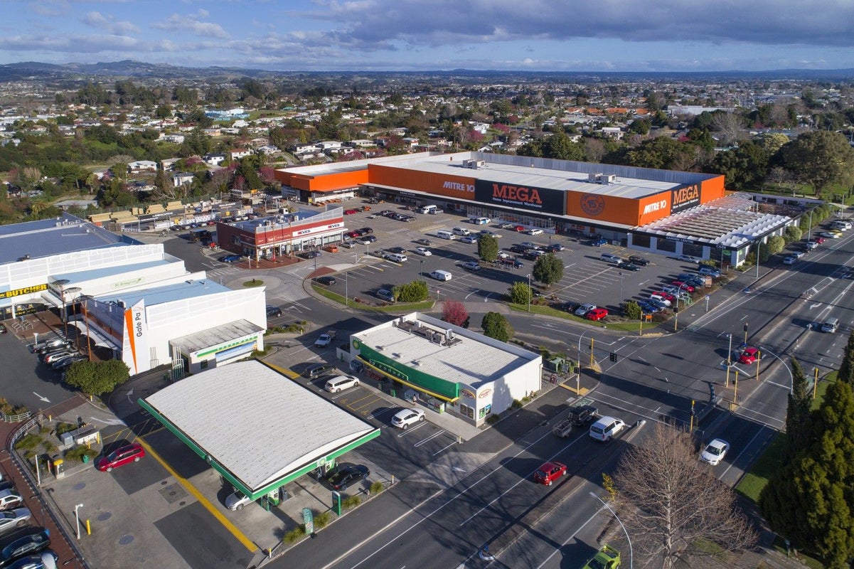 21 Courtney Road, Gate Pa, Tauranga - Carousel 23