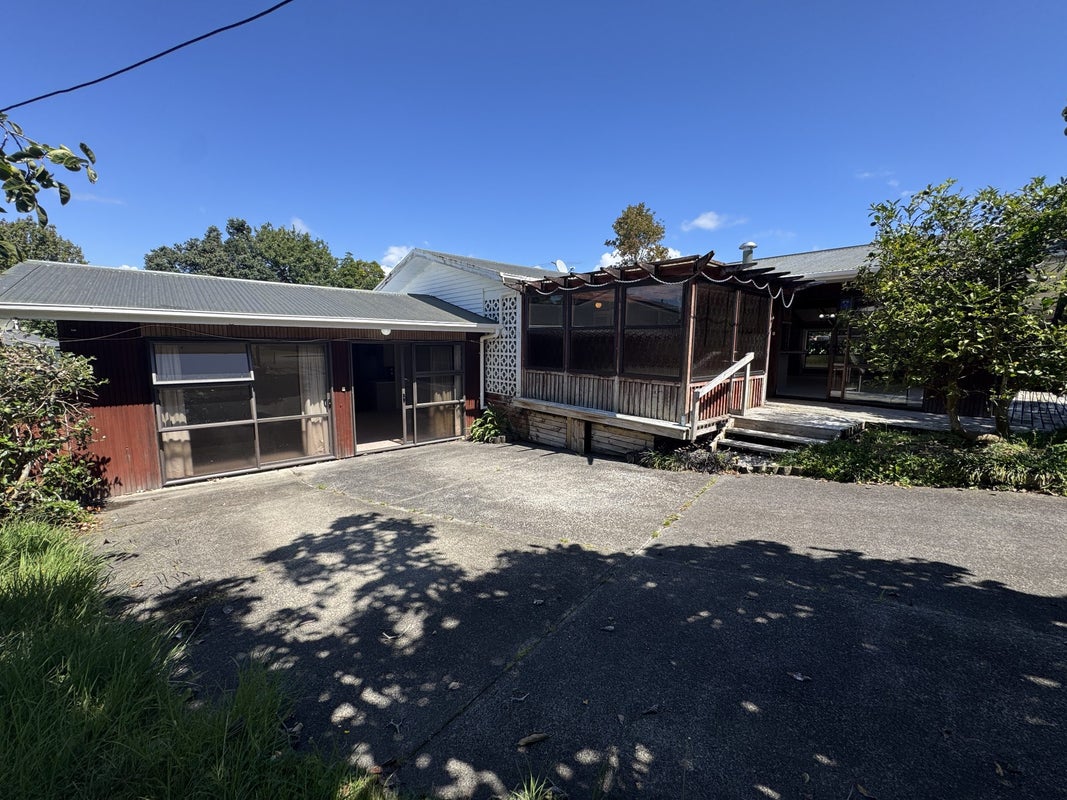 55 Blakeborough Drive, Forrest Hill, Auckland - Carousel 2