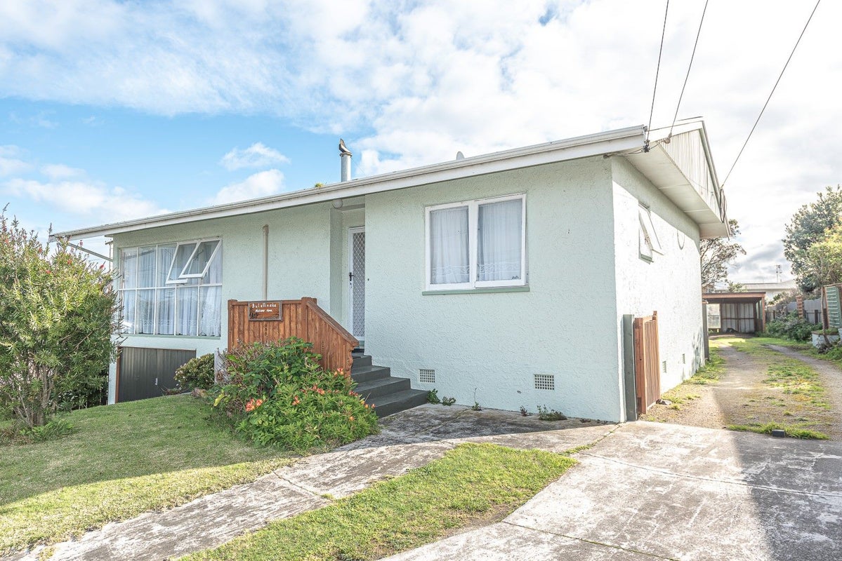 45 Mosston Road, Castlecliff, Whanganui - Carousel 1